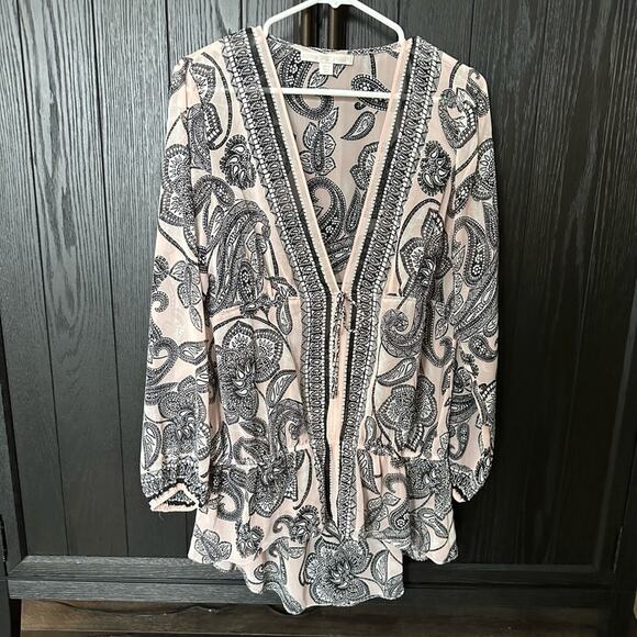 Boston Proper NWOT Sheer Pink Black White Blouse absolutely Gorgeous Size Small - Picture 1 of 6
